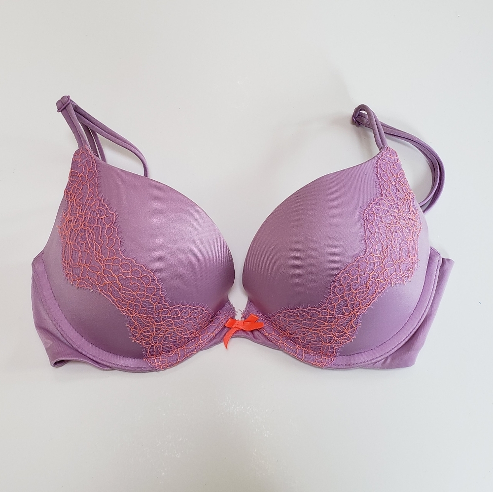 Victoria's Secret Very Sexy Push-Up Bra Size 32C